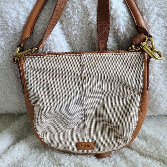 Fossil Geometric Print Canvas &‎ Leather Crossbody - Picture 4 of 9